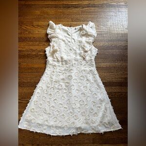 Altar’d State White Ivory Texture Ruffle Cap Sleeve Bridal Graduation Dress Sz M